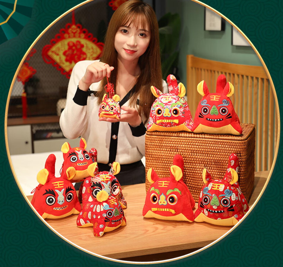 布老虎民间工艺品布老虎传统民间工艺生肖娃娃玩偶虎年吉祥物公花布